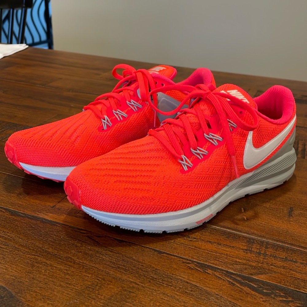 Nike Zoom Structure 22 Men’s 6 Women’s 7.5 Orange